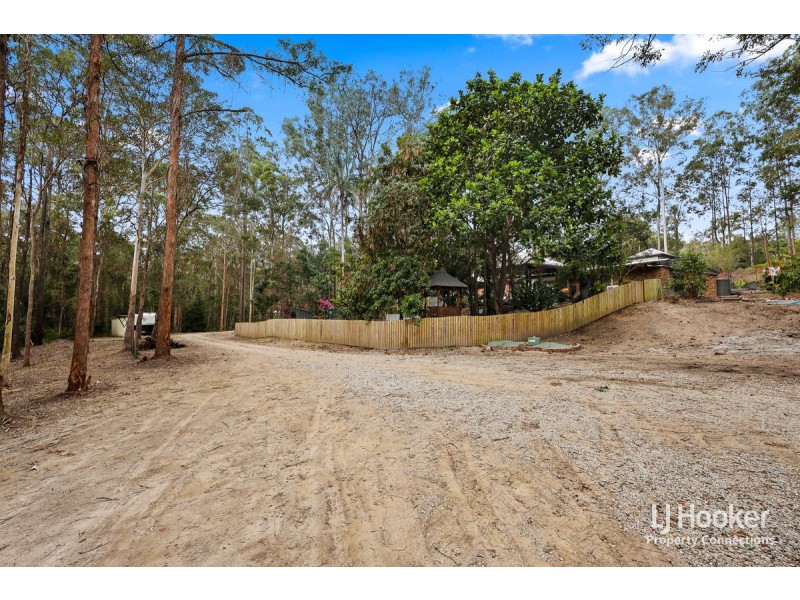 9 Ireland Court, Cashmere QLD 4500
