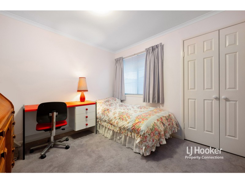 5 Saraband Drive, Eatons Hill QLD 4037