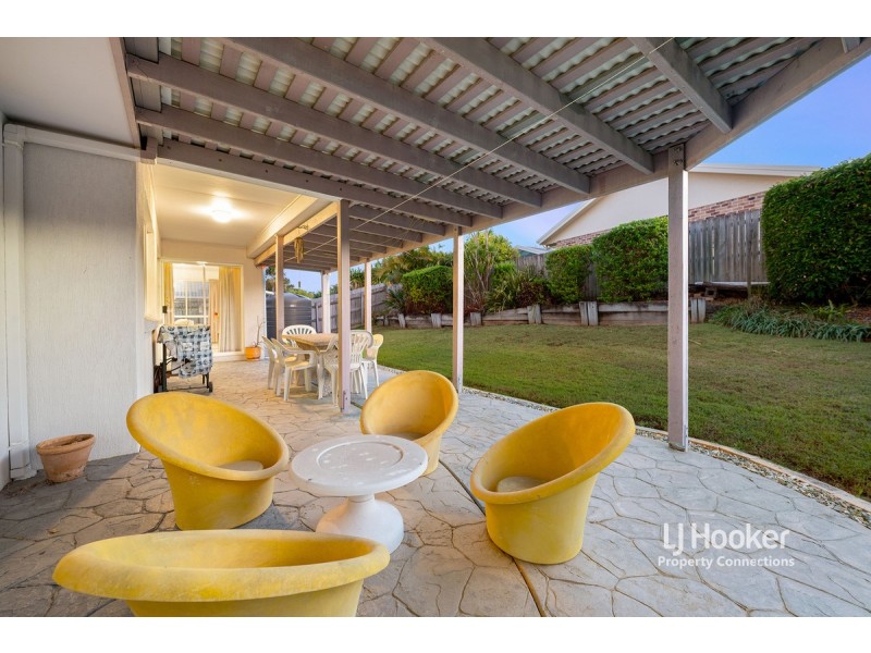 5 Saraband Drive, Eatons Hill QLD 4037