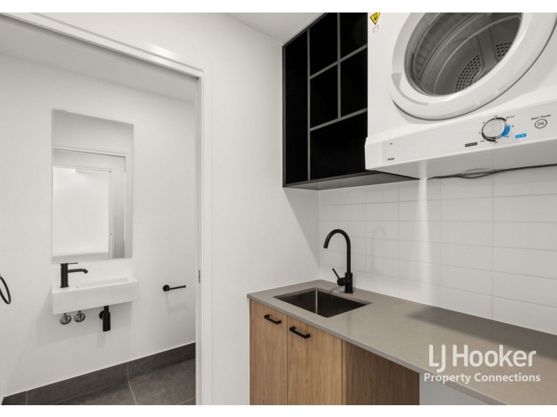 1/79 Leitchs Road, Albany Creek QLD 4035