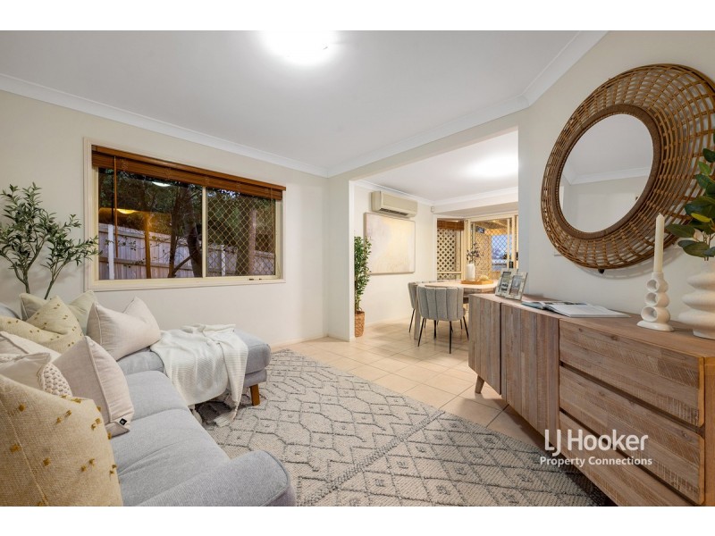 17 Atoll Crescent, Eatons Hill QLD 4037