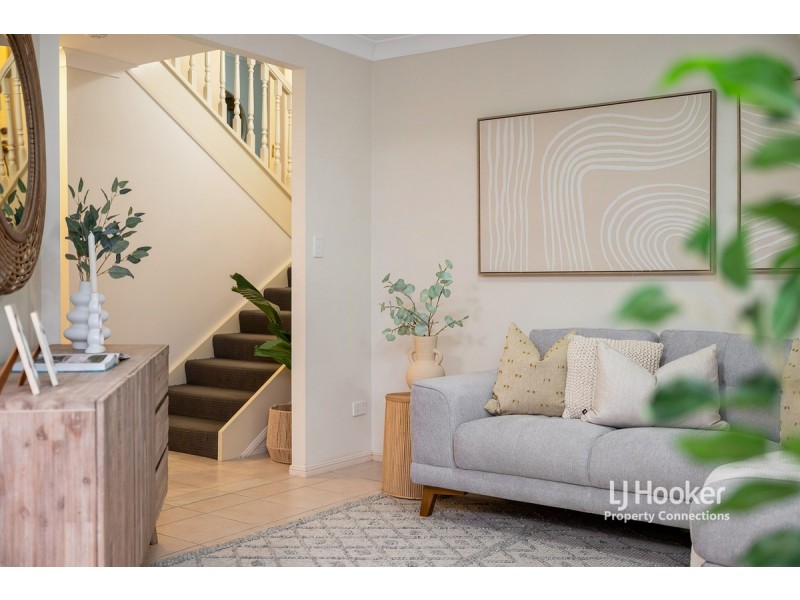 17 Atoll Crescent, Eatons Hill QLD 4037