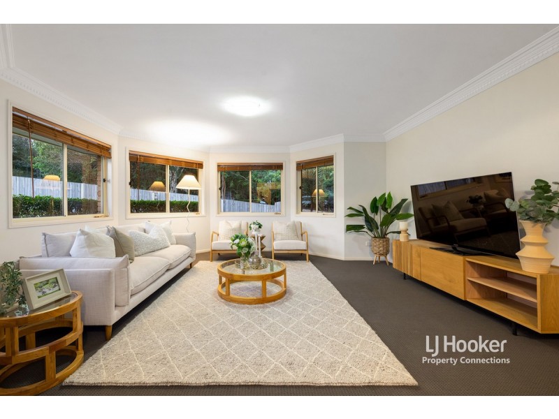 17 Atoll Crescent, Eatons Hill QLD 4037