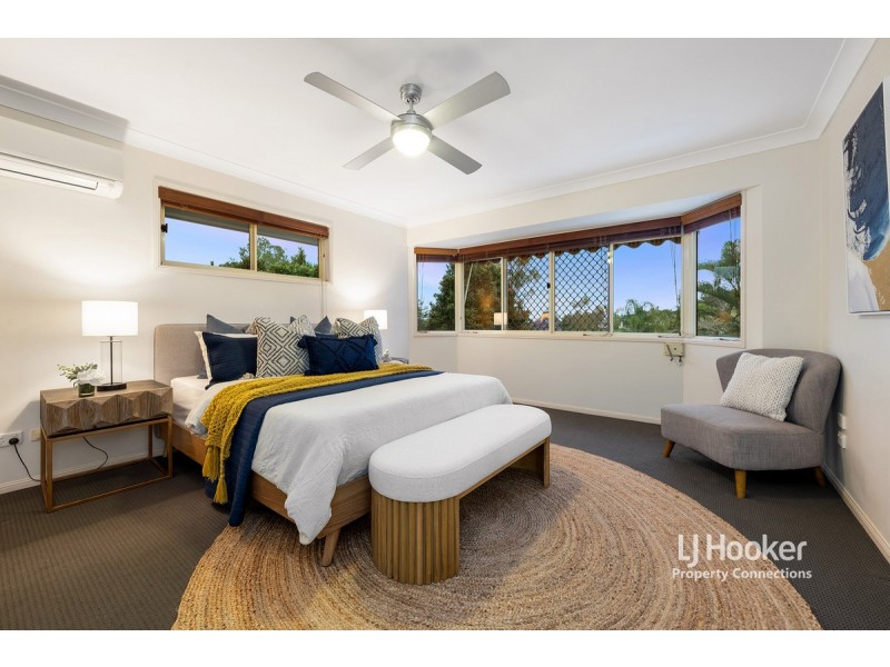 17 Atoll Crescent, Eatons Hill QLD 4037