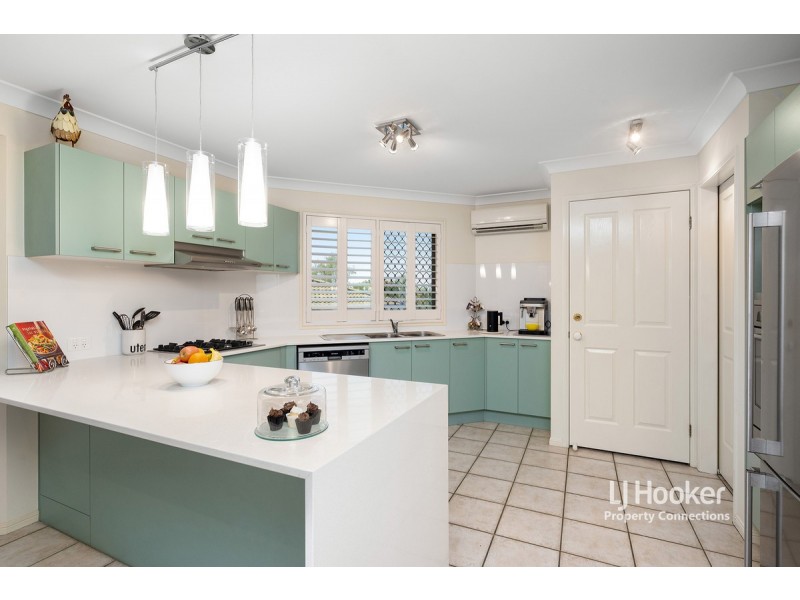 8 Mascotte Court, Eatons Hill QLD 4037