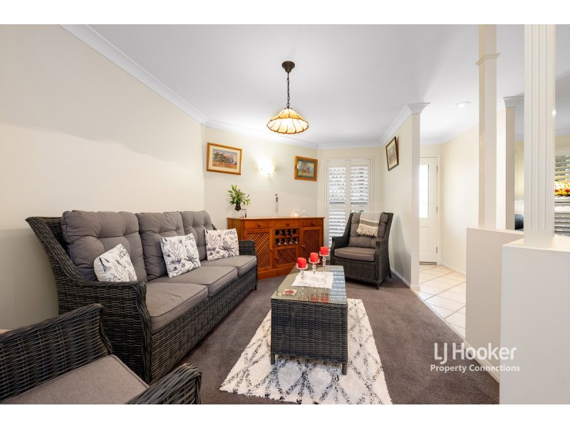 8 Mascotte Court, Eatons Hill QLD 4037