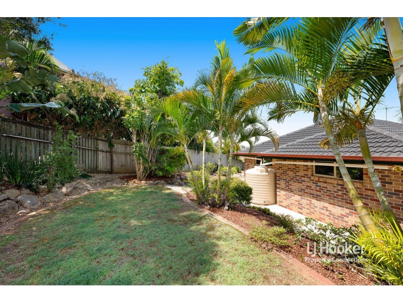 8 Mascotte Court, Eatons Hill QLD 4037