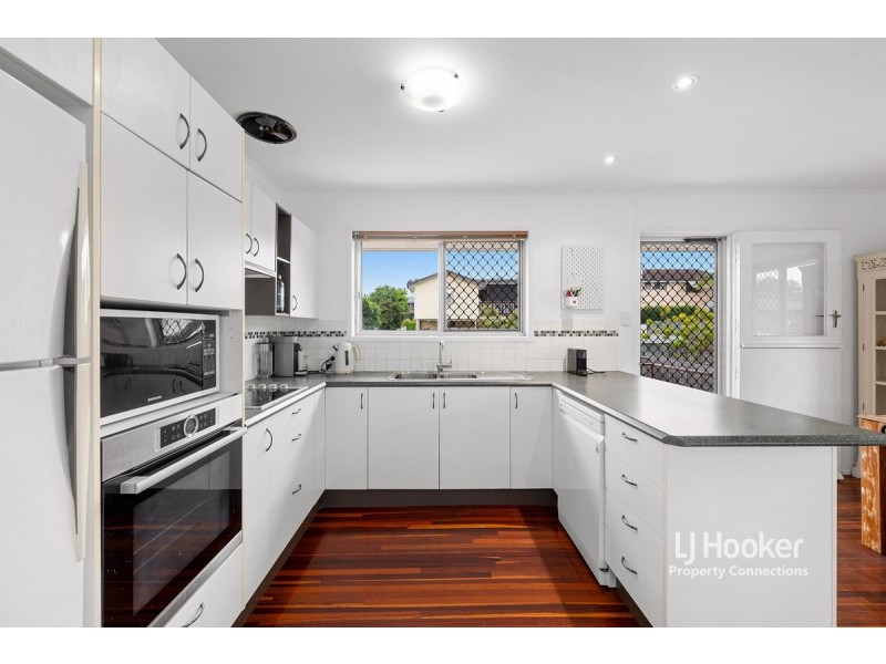 14 Hampshire Terrace, Albany Creek QLD 4035