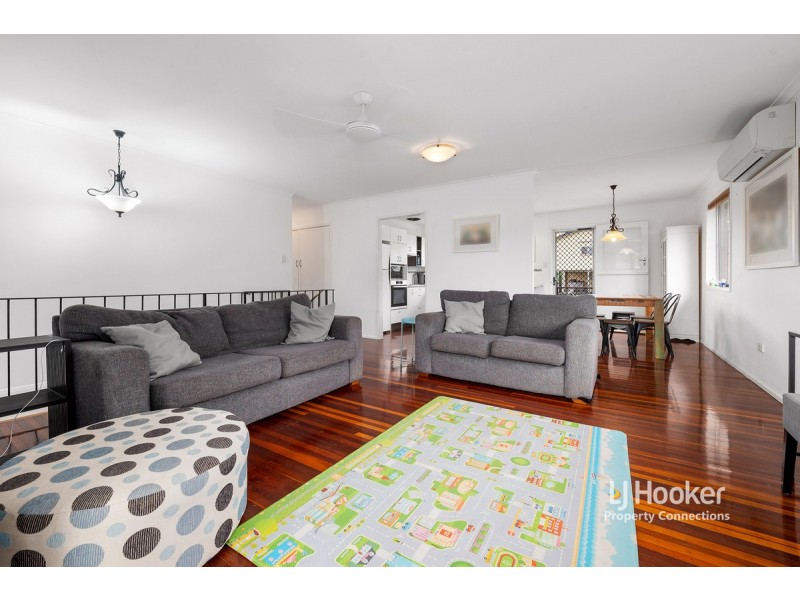 14 Hampshire Terrace, Albany Creek QLD 4035