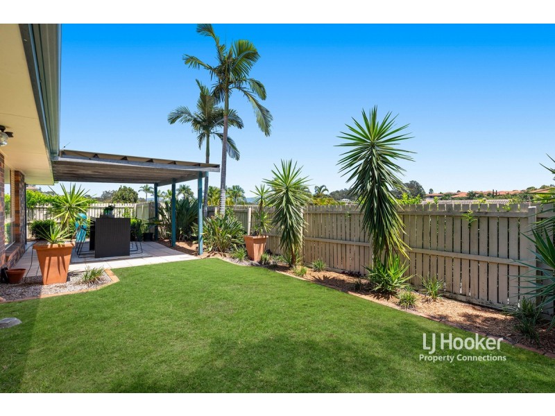 19 Flinders Way, Albany Creek QLD 4035