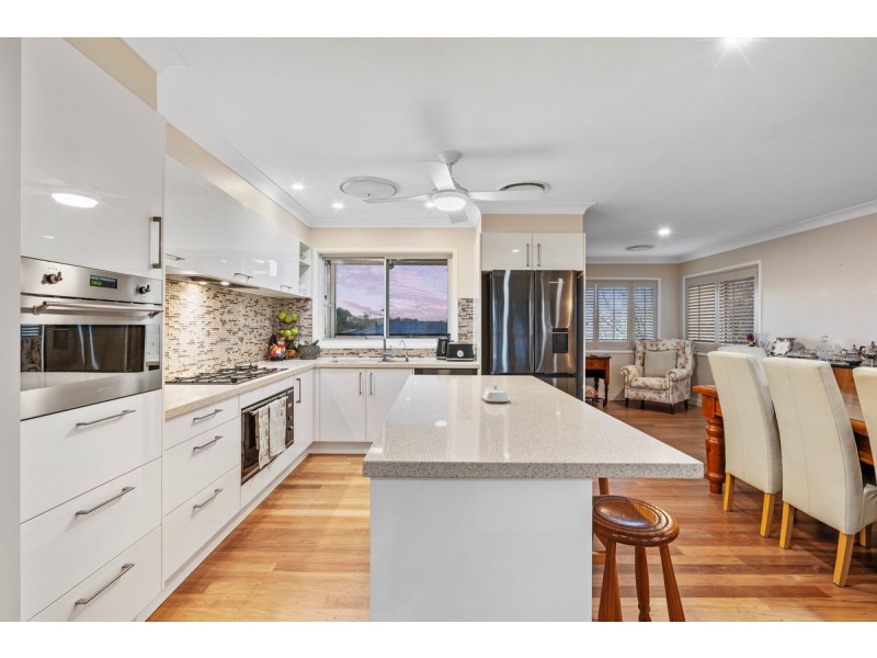 94 Felstead Street, Everton Park QLD 4053