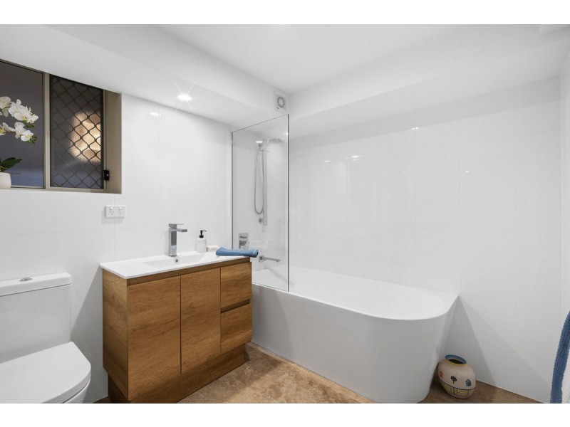 94 Felstead Street, Everton Park QLD 4053