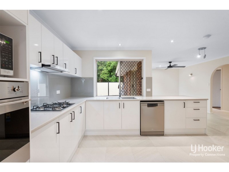 70 Durham Crescent, Bray Park QLD 4500