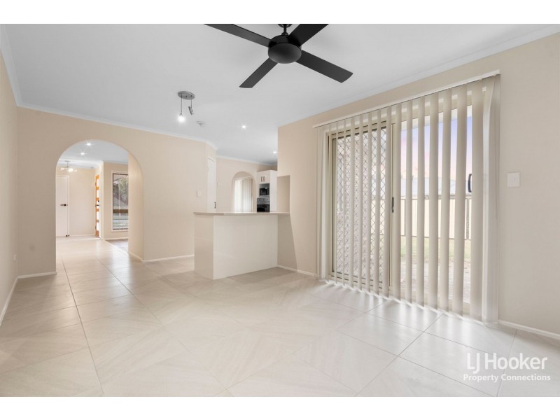 70 Durham Crescent, Bray Park QLD 4500