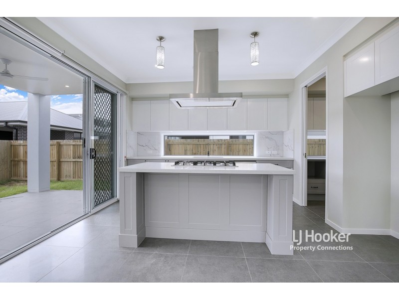 14 Tiffany Street, Newport QLD 4020