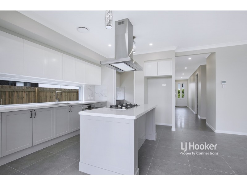 14 Tiffany Street, Newport QLD 4020