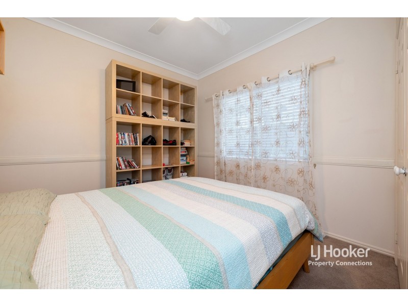 16 Talisman Court, Eatons Hill QLD 4037