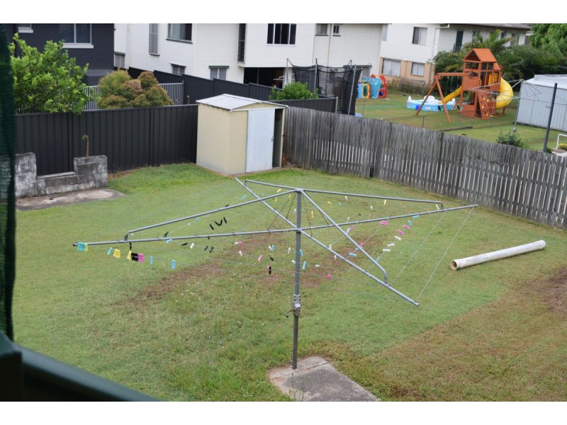 5 Levant Street, Albany Creek QLD 4035