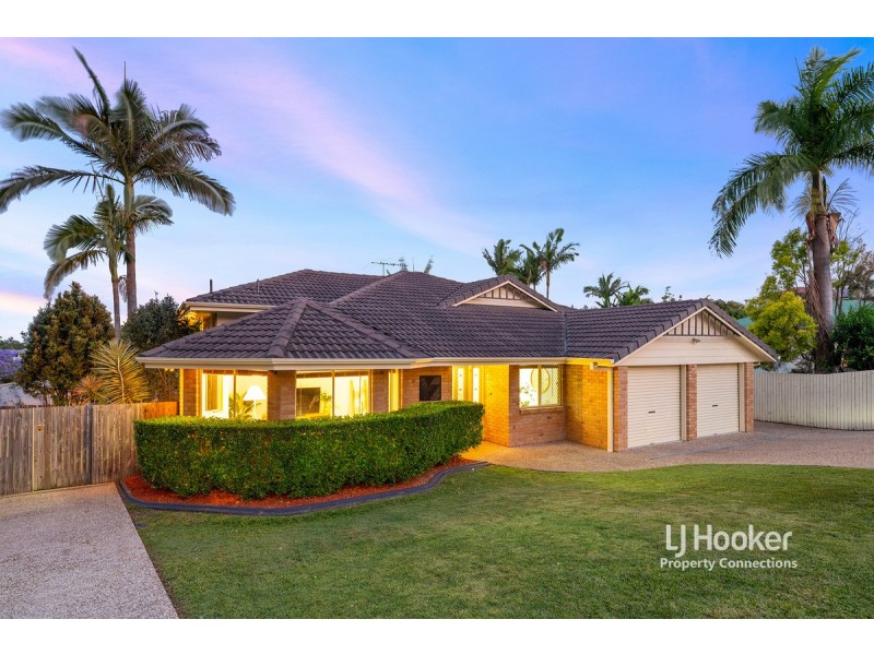 17 Atoll Crescent, Eatons Hill QLD 4037