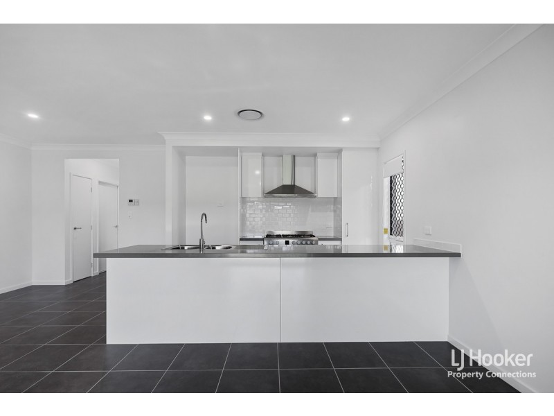 6 Hideaway Circuit, Warner QLD 4500