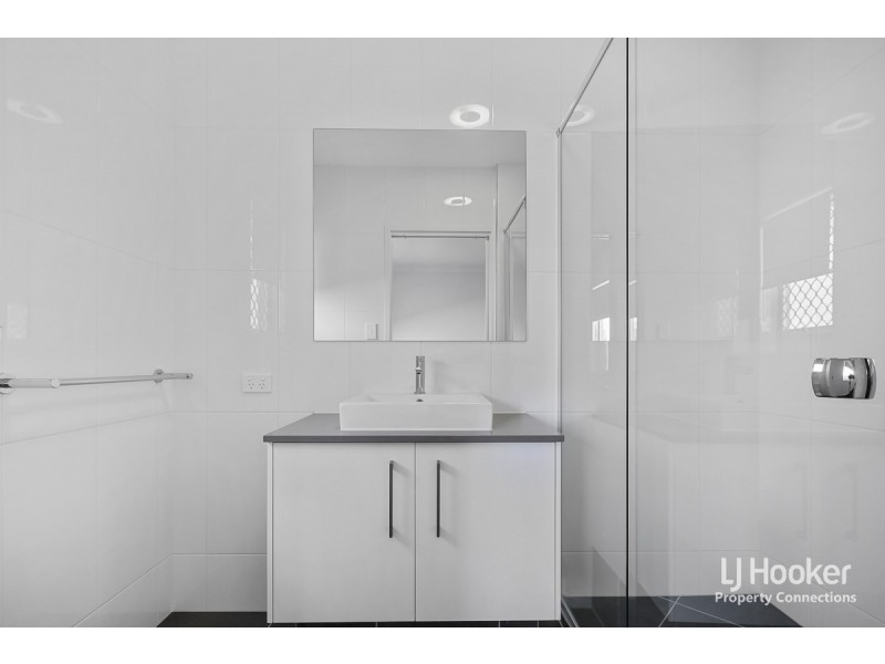 6 Hideaway Circuit, Warner QLD 4500