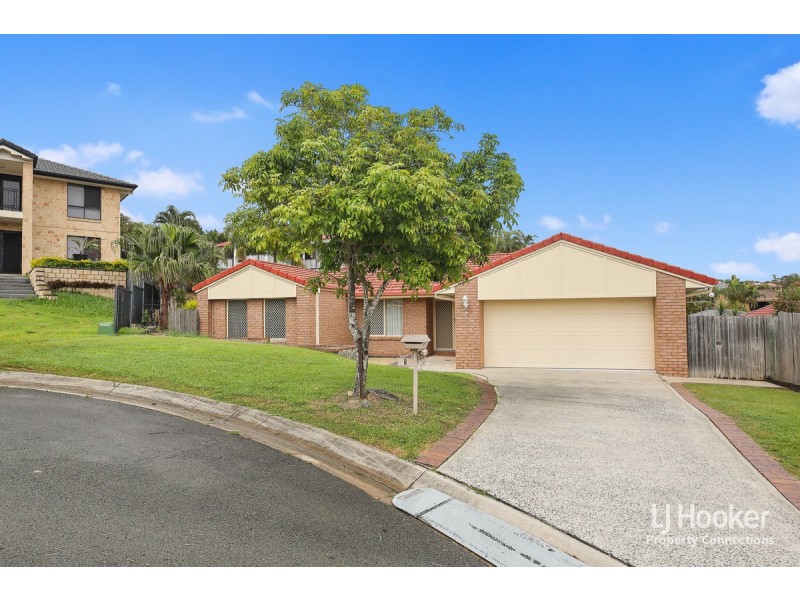 8 Handel Court, Eatons Hill QLD 4037