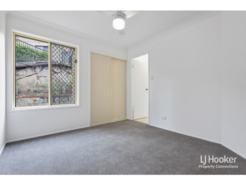 8 Handel Court, Eatons Hill QLD 4037