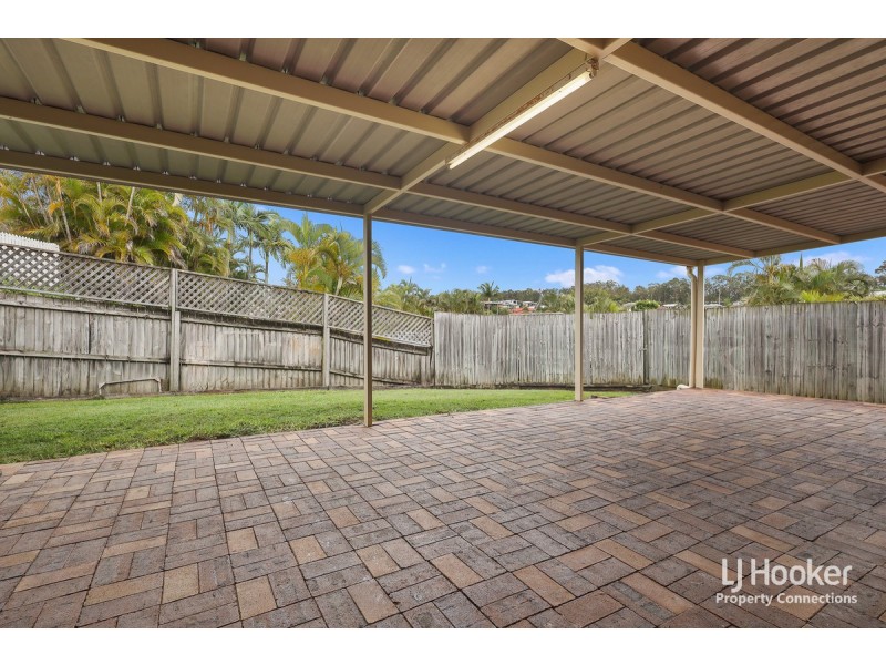 8 Handel Court, Eatons Hill QLD 4037