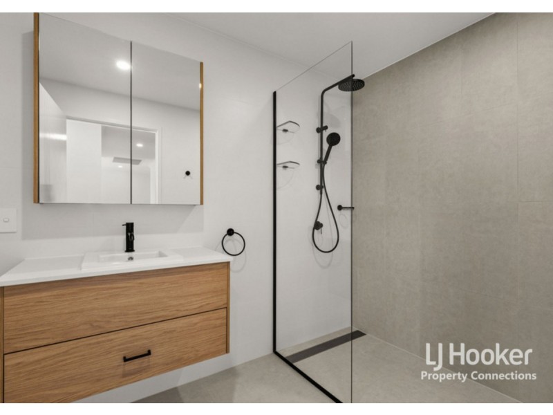 19/79 Leitchs Road, Albany Creek QLD 4035