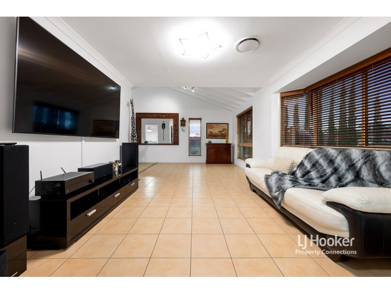 16 Castleroy Court, Albany Creek QLD 4035