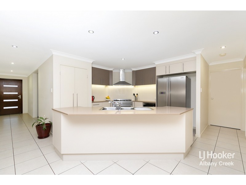 3 Tributary Court, Eatons Hill QLD 4037