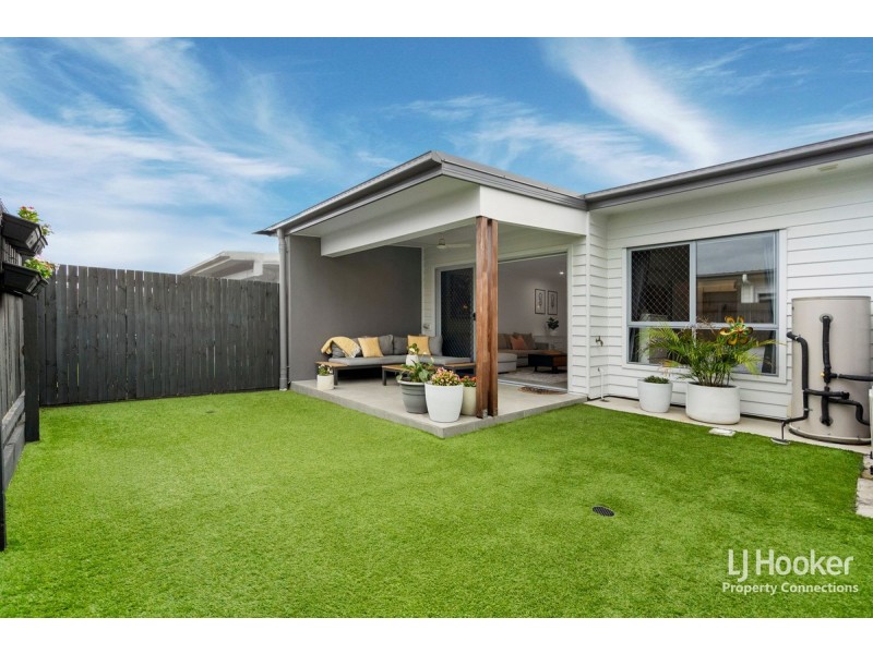 9 Creekside Terrace, Albany Creek QLD 4035