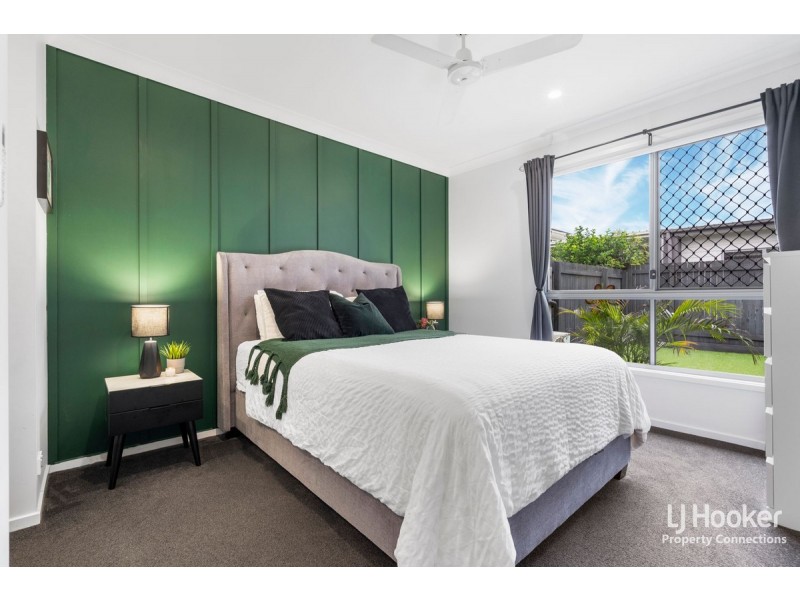 9 Creekside Terrace, Albany Creek QLD 4035