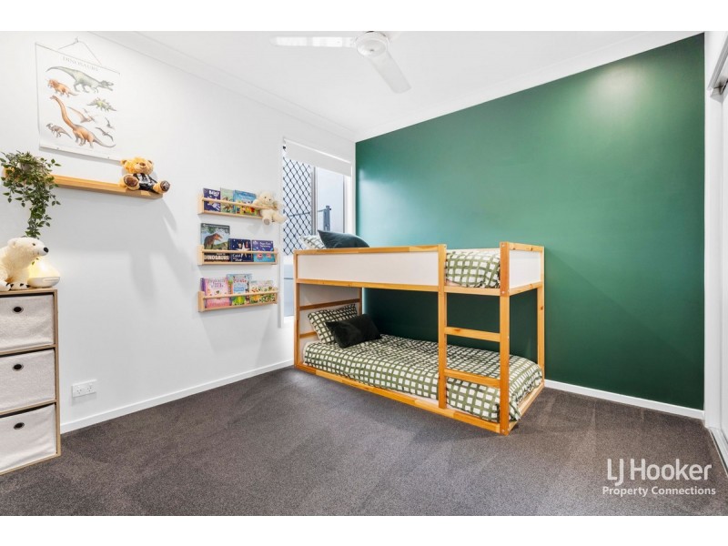 9 Creekside Terrace, Albany Creek QLD 4035