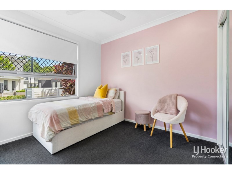 9 Creekside Terrace, Albany Creek QLD 4035