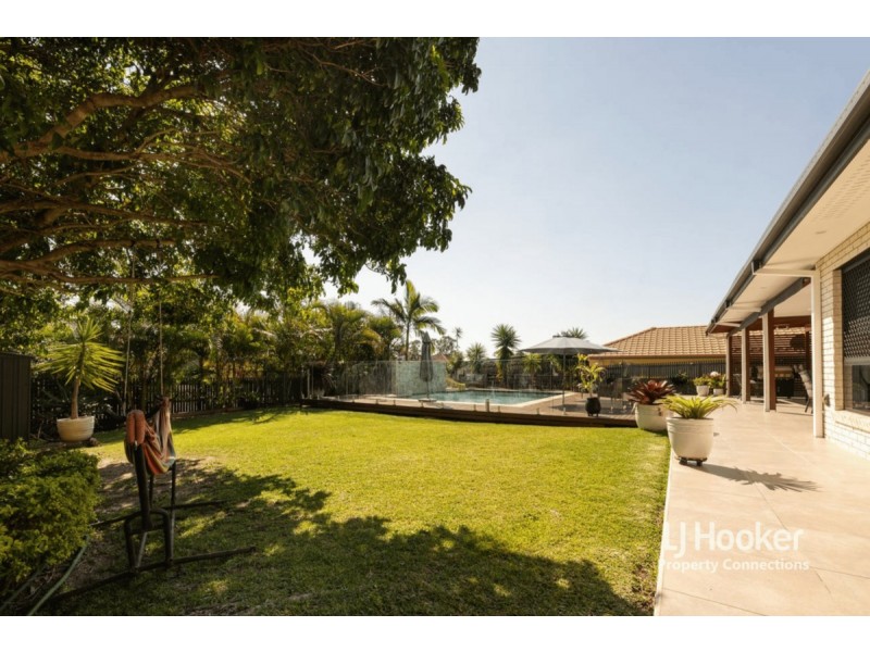 42 Voyager Circuit, Bridgeman Downs QLD 4035