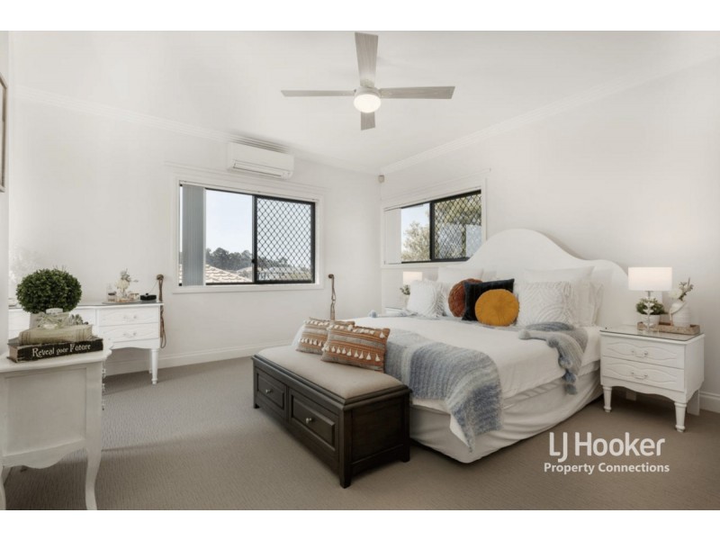 42 Voyager Circuit, Bridgeman Downs QLD 4035