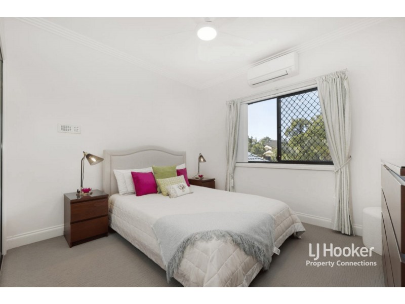 42 Voyager Circuit, Bridgeman Downs QLD 4035