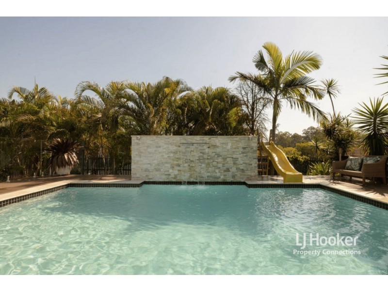 42 Voyager Circuit, Bridgeman Downs QLD 4035