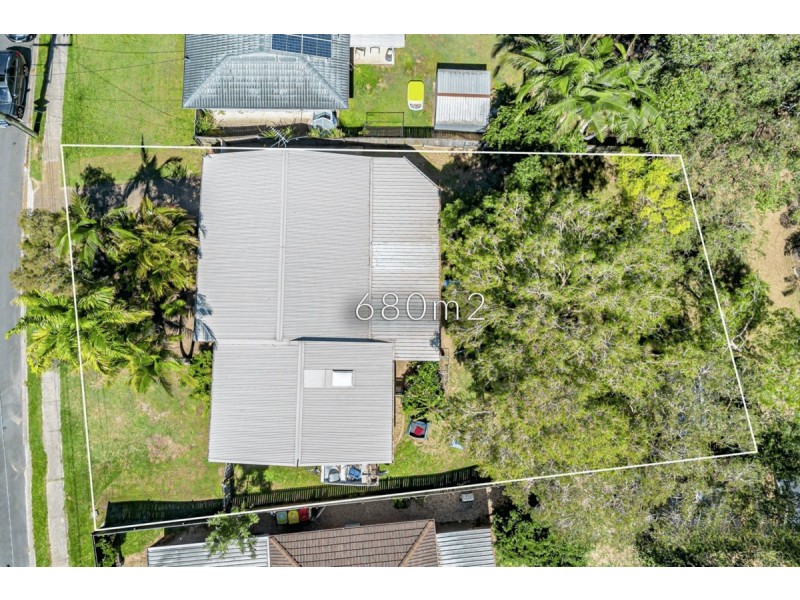 9 Flamingo Drive, Albany Creek QLD 4035