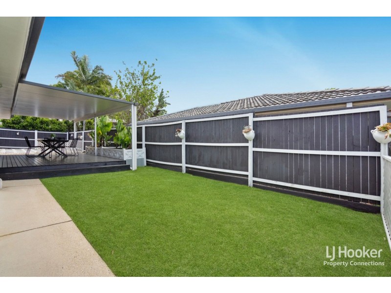 9 Leitchs Road South, Albany Creek QLD 4035