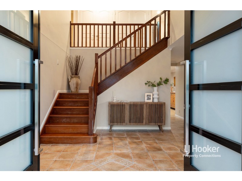 16 Orion Place, Bridgeman Downs QLD 4035