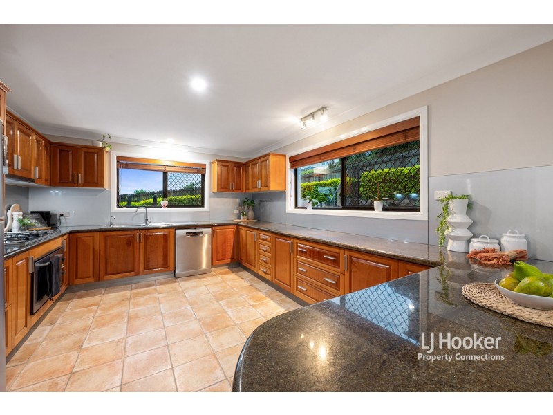 16 Orion Place, Bridgeman Downs QLD 4035