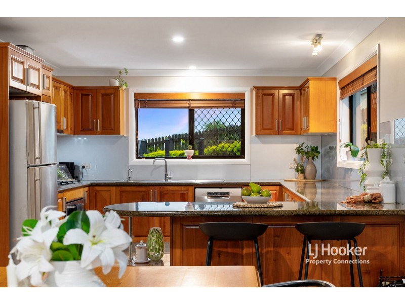 16 Orion Place, Bridgeman Downs QLD 4035