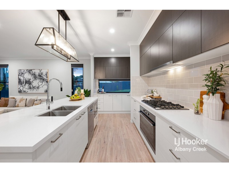 37 Paperbark Street, Bridgeman Downs QLD 4035