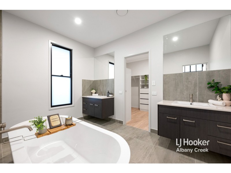 37 Paperbark Street, Bridgeman Downs QLD 4035