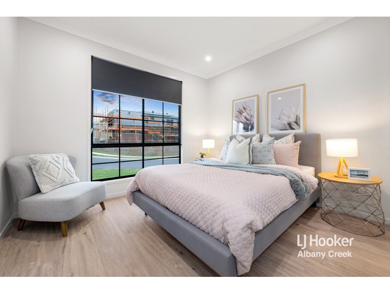 37 Paperbark Street, Bridgeman Downs QLD 4035