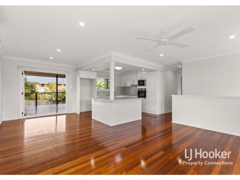 15 Cuthbert Street, Albany Creek QLD 4035