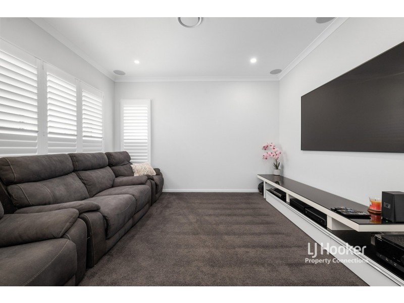 26 Desertrose Crescent, Bridgeman Downs QLD 4035