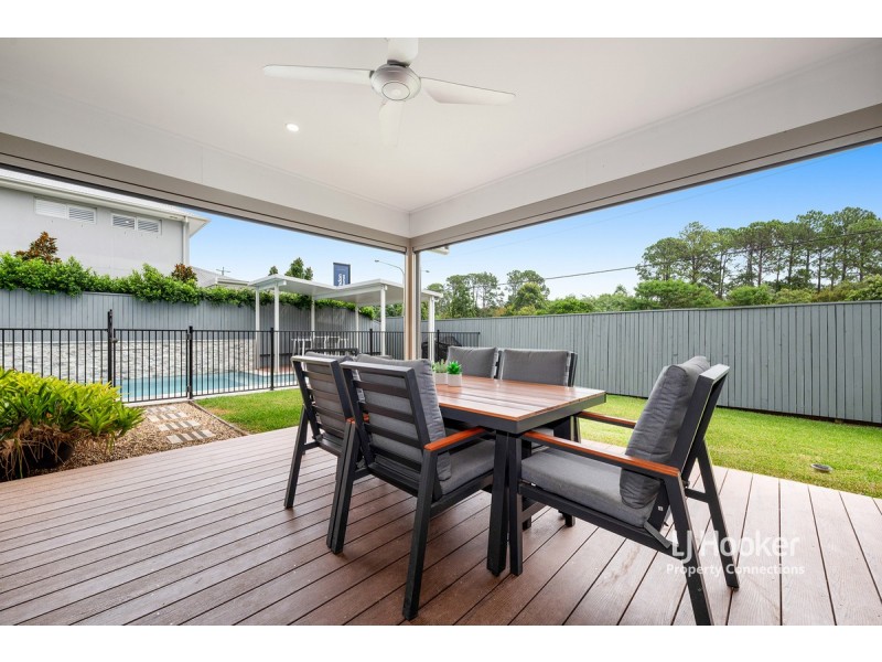 26 Desertrose Crescent, Bridgeman Downs QLD 4035